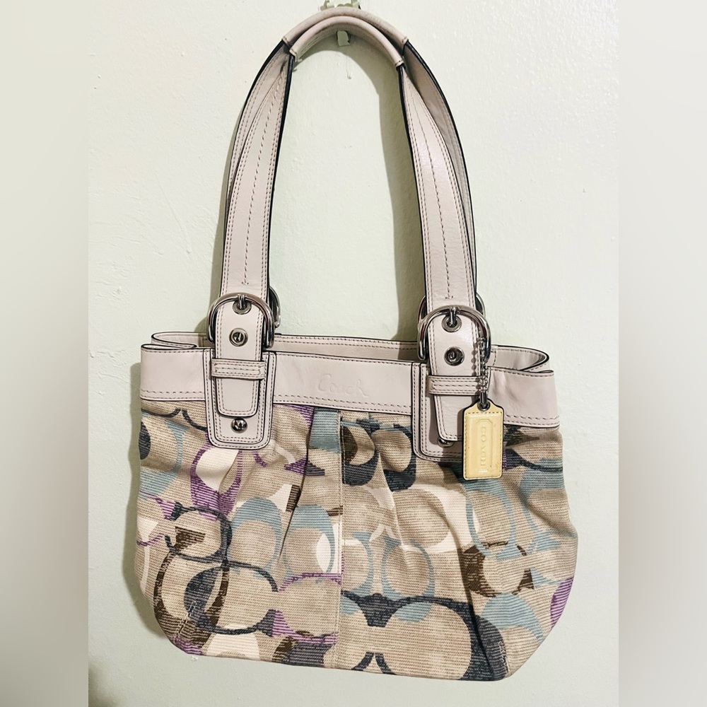 Coach Multicolor Signature Shoulder Bag